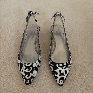 Anne Klein Patterned Kitten Heels, 7.5, Brand New
